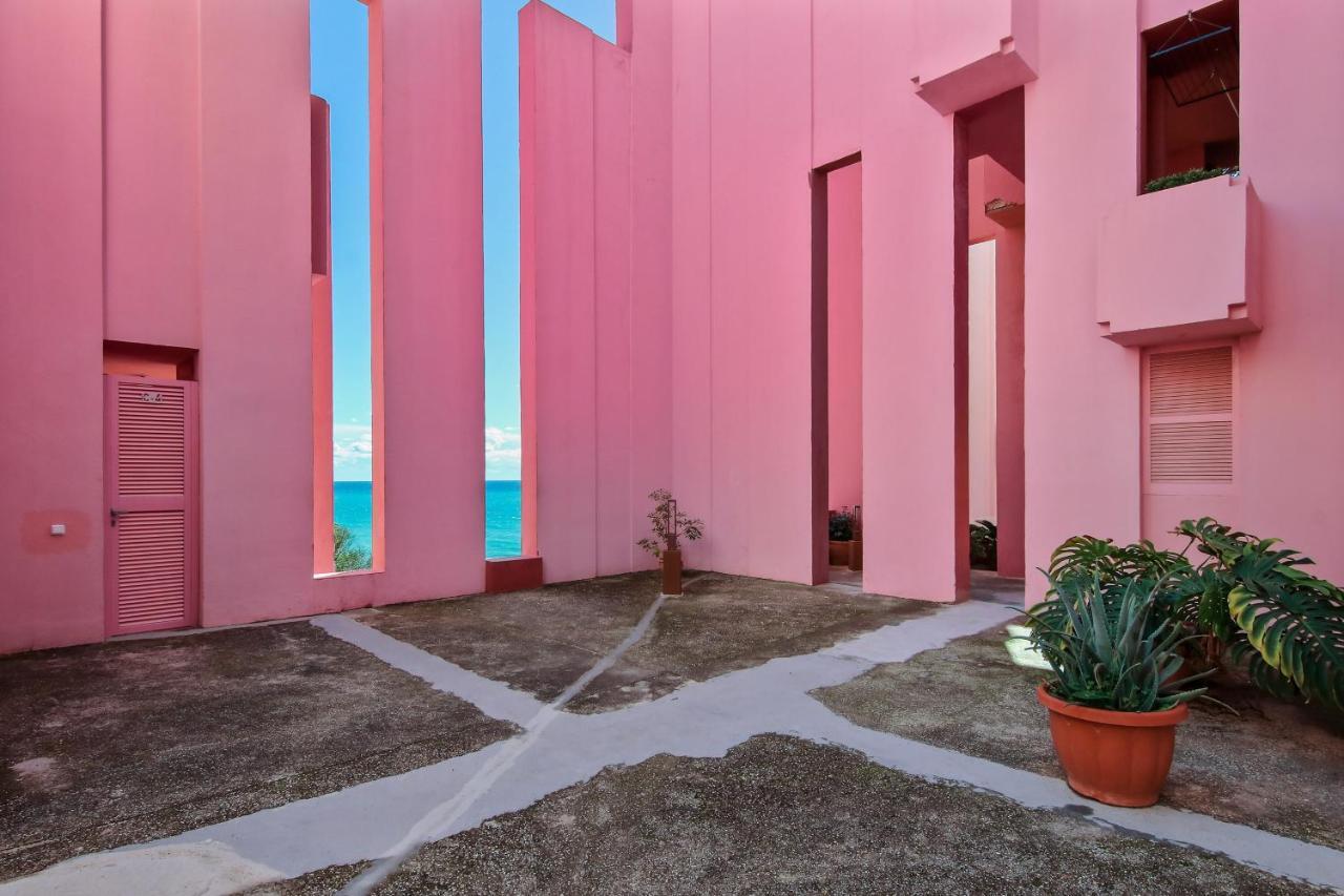 Coral Apartment In Muralla Roja カルプ エクステリア 写真
